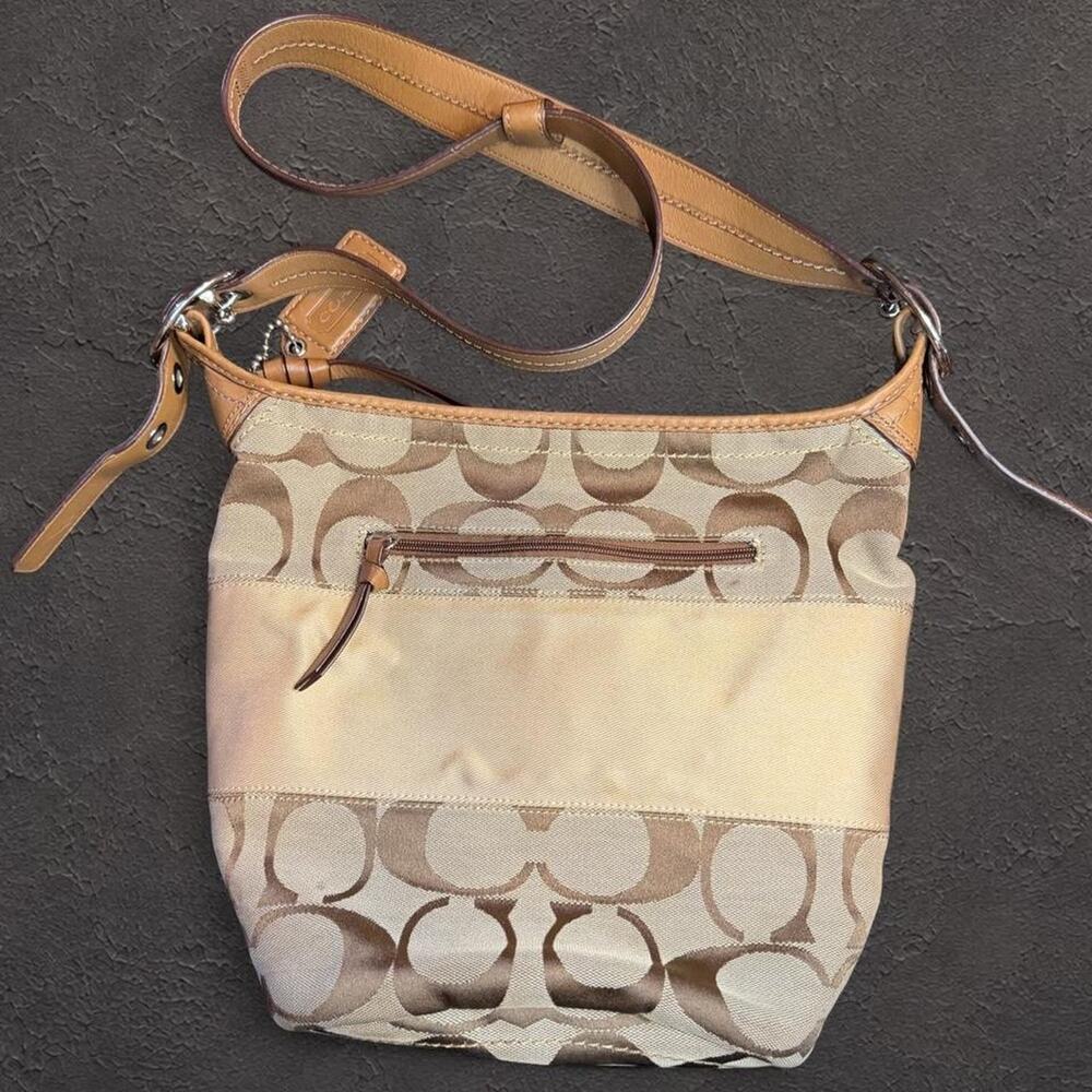Coach signature jacquard crossbody bag
